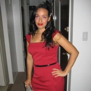 Meet your Posher, Zinnia